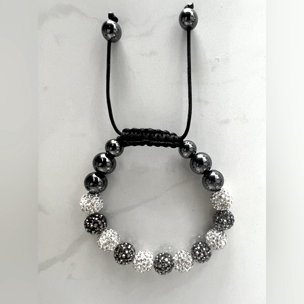 Stunning 🤩 Hematite and Crystal Beaded Bracelet